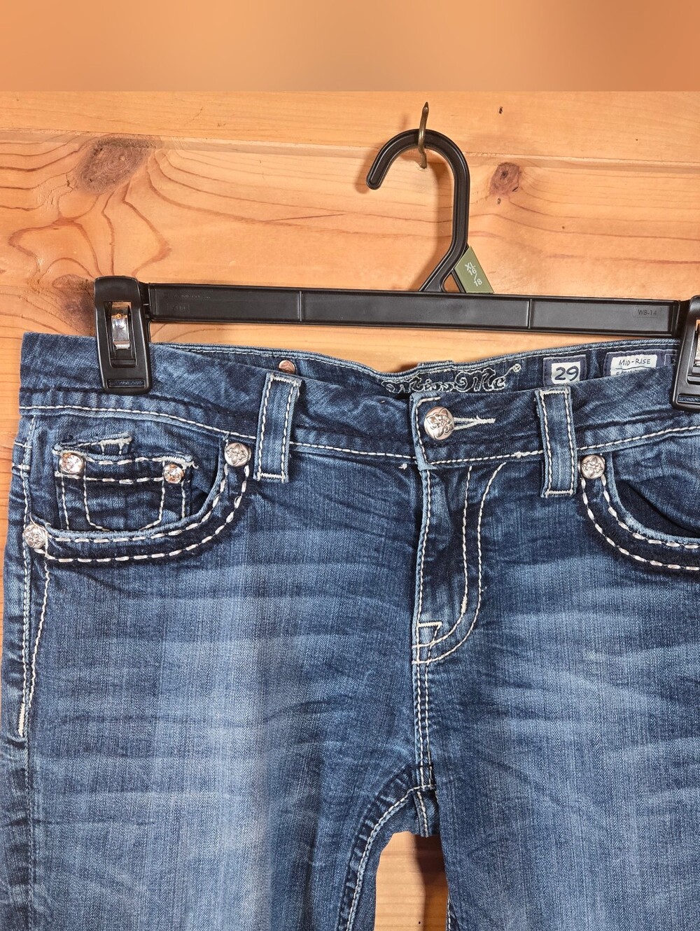 Miss Me Easy Boot Women's Bootcut Blue Jeans 29 Embroidered Sequins Logo Cowgirl